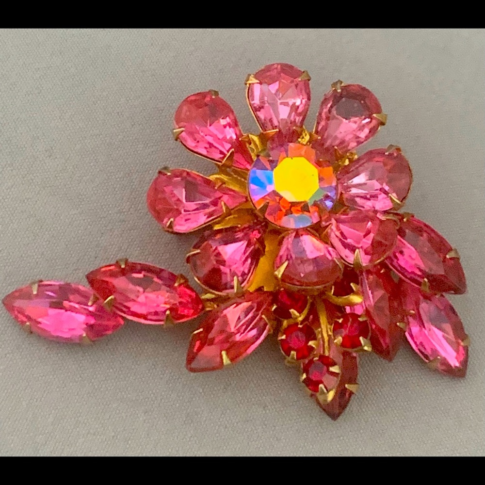 Vintage Floral Swag Pink Broach